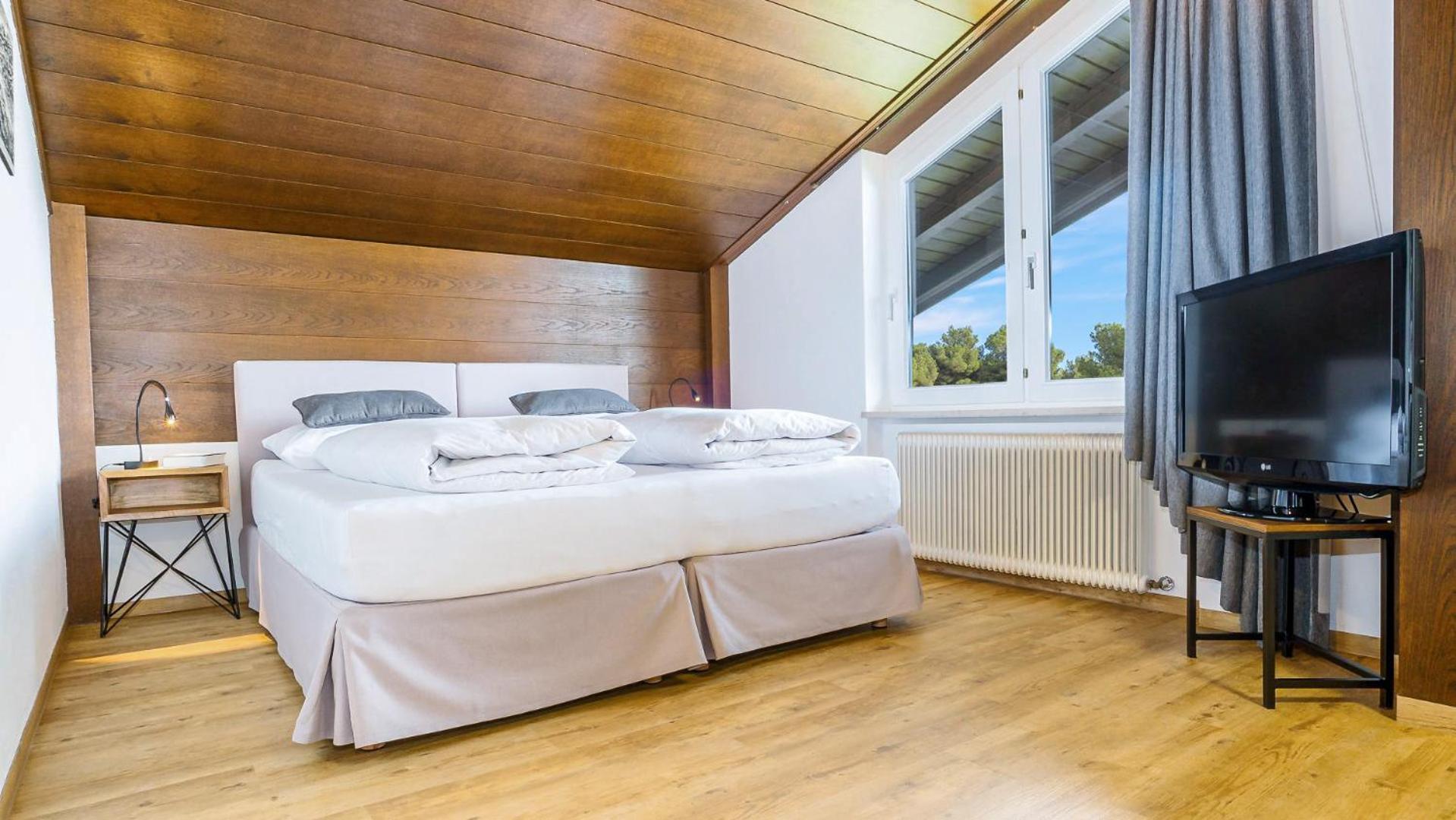 Boutique Olympia Hotel 3*